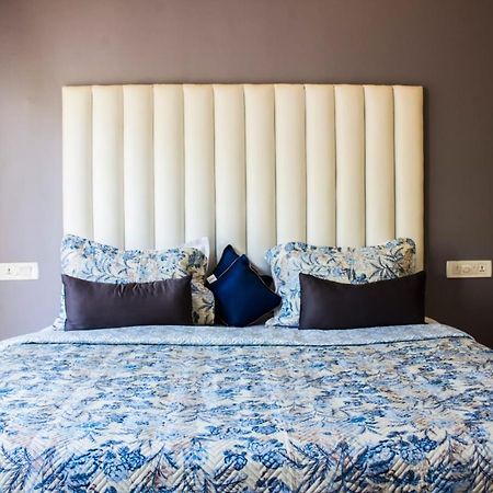 The Me Ra Kee House Hotel Morjim Ngoại thất bức ảnh
