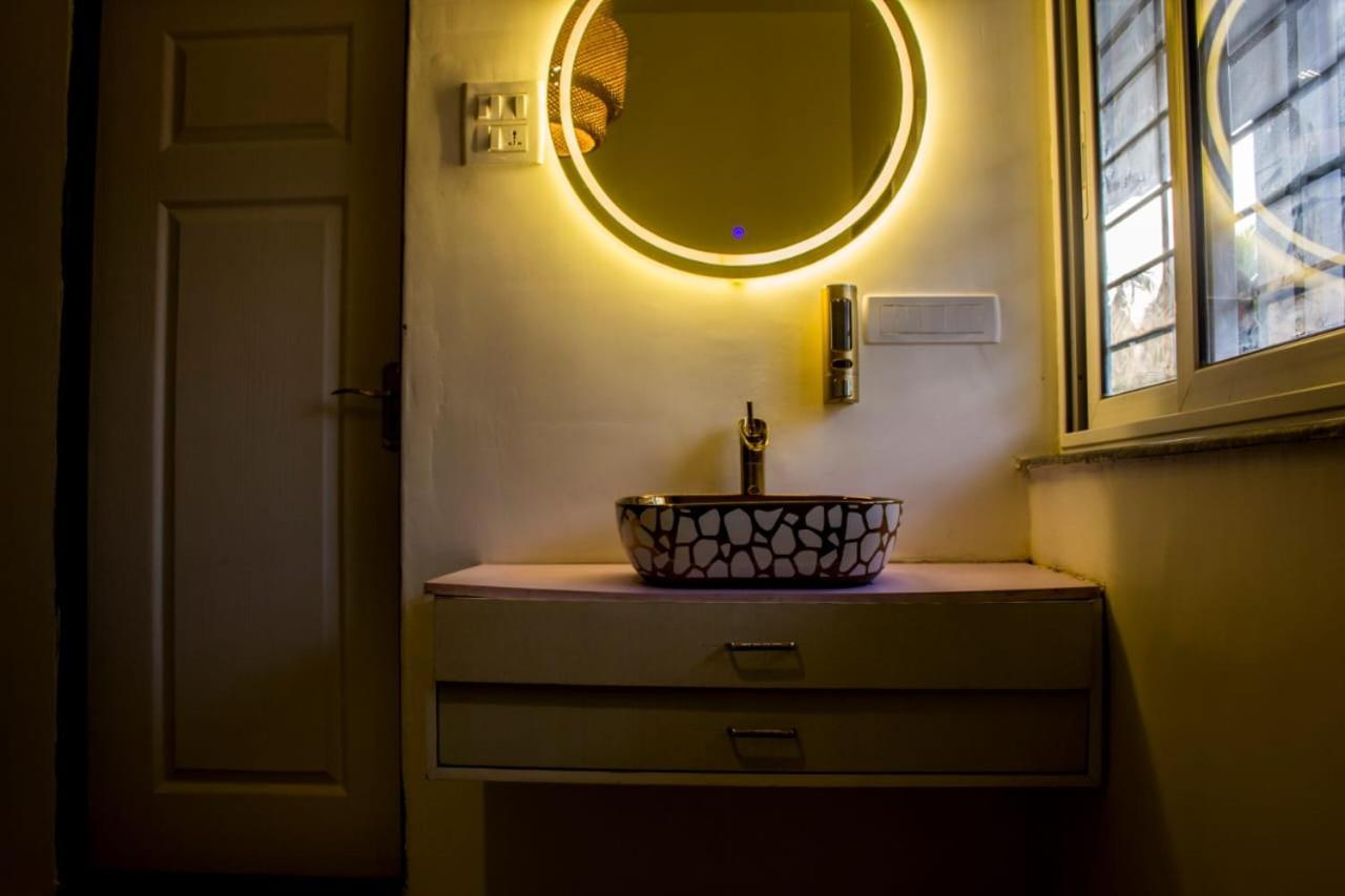 The Me Ra Kee House Hotel Morjim Ngoại thất bức ảnh