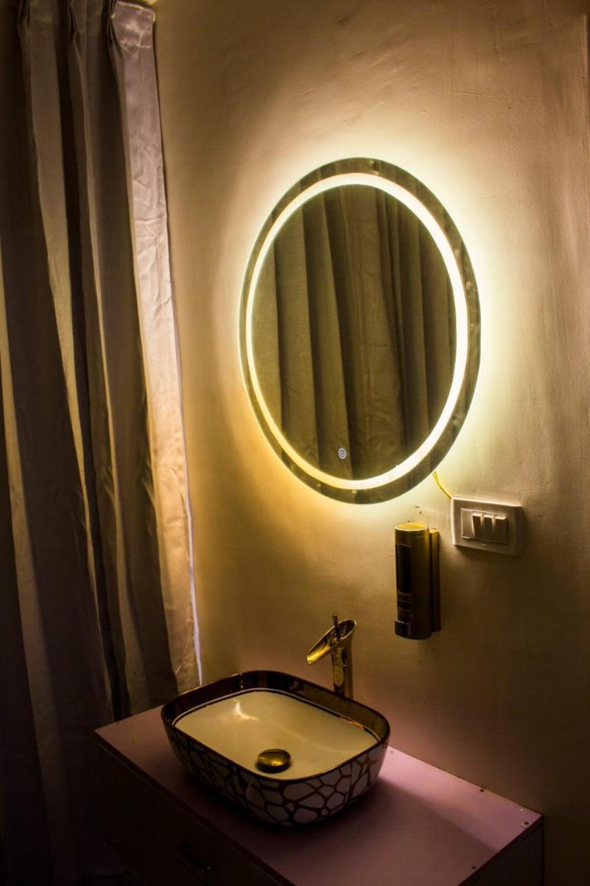 The Me Ra Kee House Hotel Morjim Ngoại thất bức ảnh