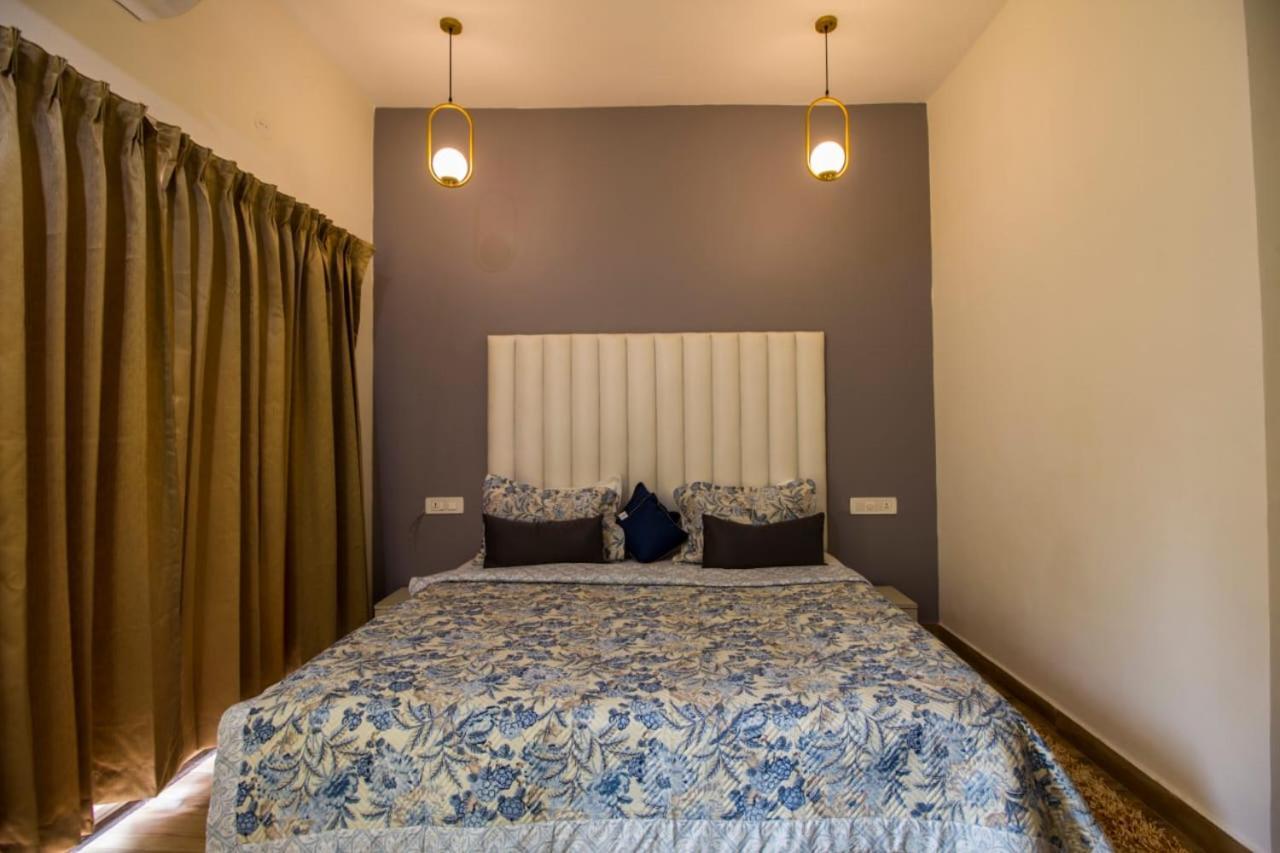 The Me Ra Kee House Hotel Morjim Ngoại thất bức ảnh