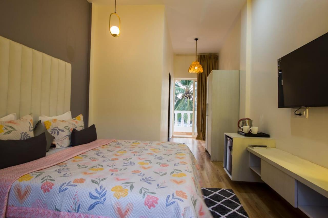 The Me Ra Kee House Hotel Morjim Ngoại thất bức ảnh