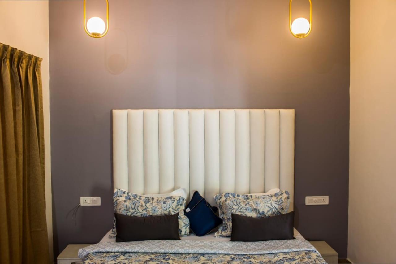 The Me Ra Kee House Hotel Morjim Ngoại thất bức ảnh