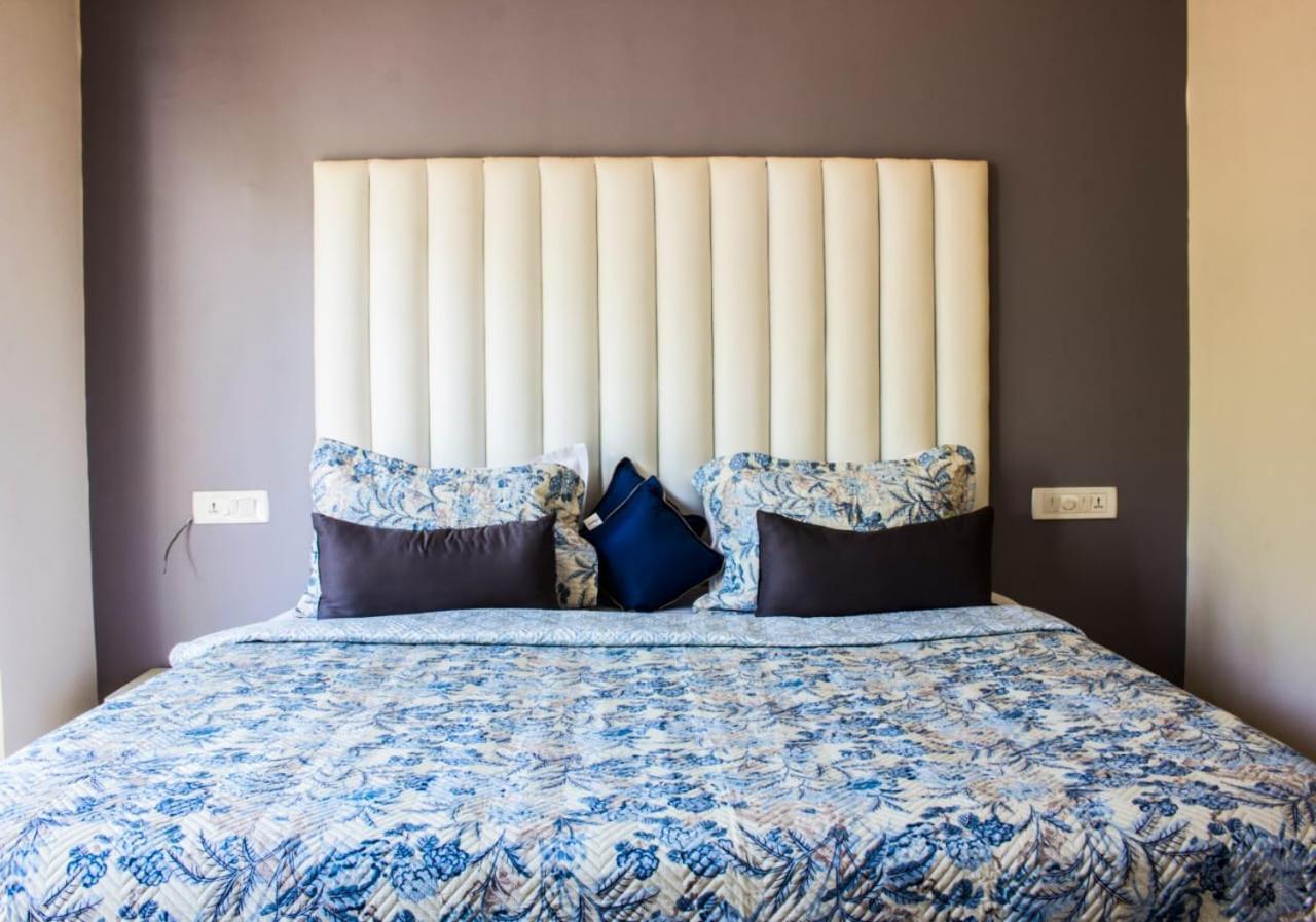 The Me Ra Kee House Hotel Morjim Ngoại thất bức ảnh